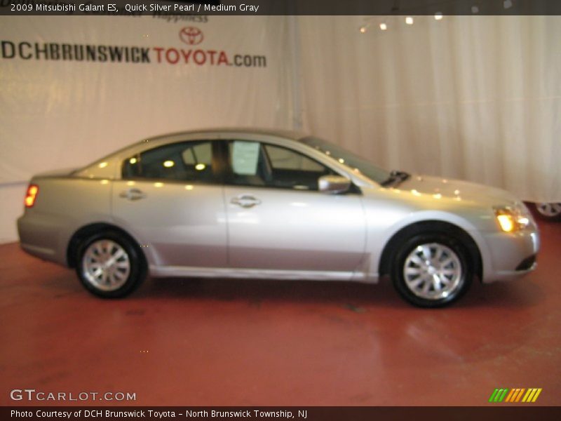 Quick Silver Pearl / Medium Gray 2009 Mitsubishi Galant ES