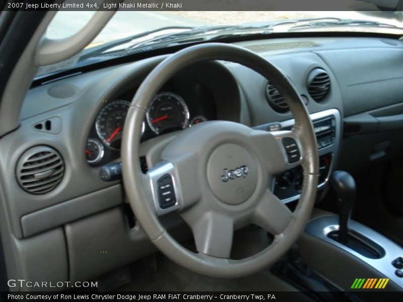 Light Khaki Metallic / Khaki 2007 Jeep Liberty Limited 4x4