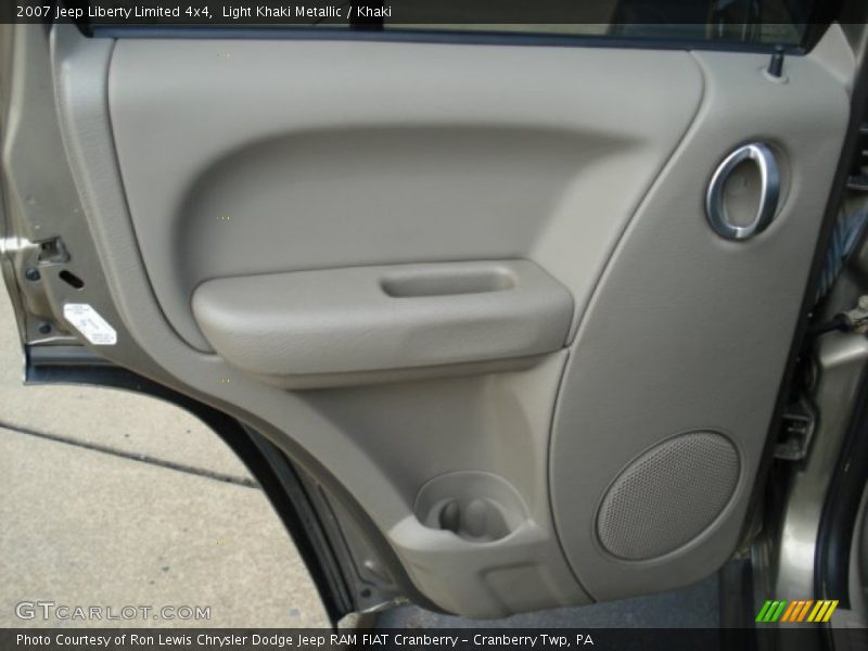 Light Khaki Metallic / Khaki 2007 Jeep Liberty Limited 4x4