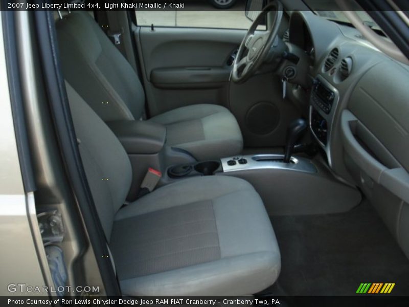 Light Khaki Metallic / Khaki 2007 Jeep Liberty Limited 4x4
