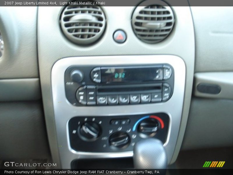 Light Khaki Metallic / Khaki 2007 Jeep Liberty Limited 4x4