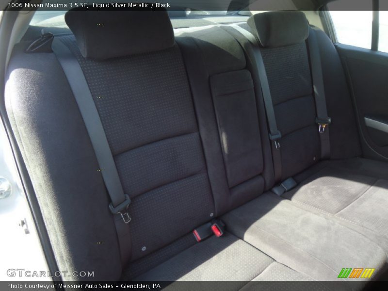 Liquid Silver Metallic / Black 2006 Nissan Maxima 3.5 SE