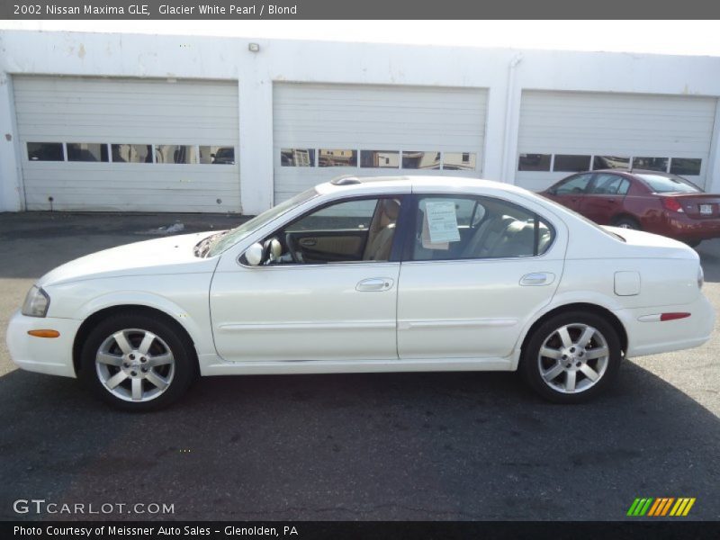 Glacier White Pearl / Blond 2002 Nissan Maxima GLE