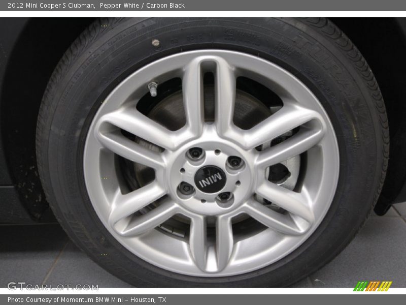 Pepper White / Carbon Black 2012 Mini Cooper S Clubman