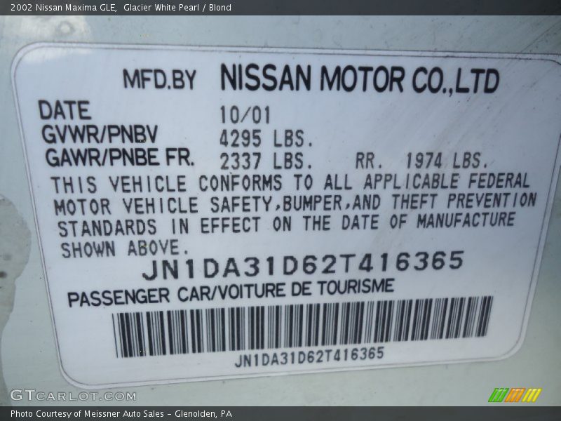 Glacier White Pearl / Blond 2002 Nissan Maxima GLE