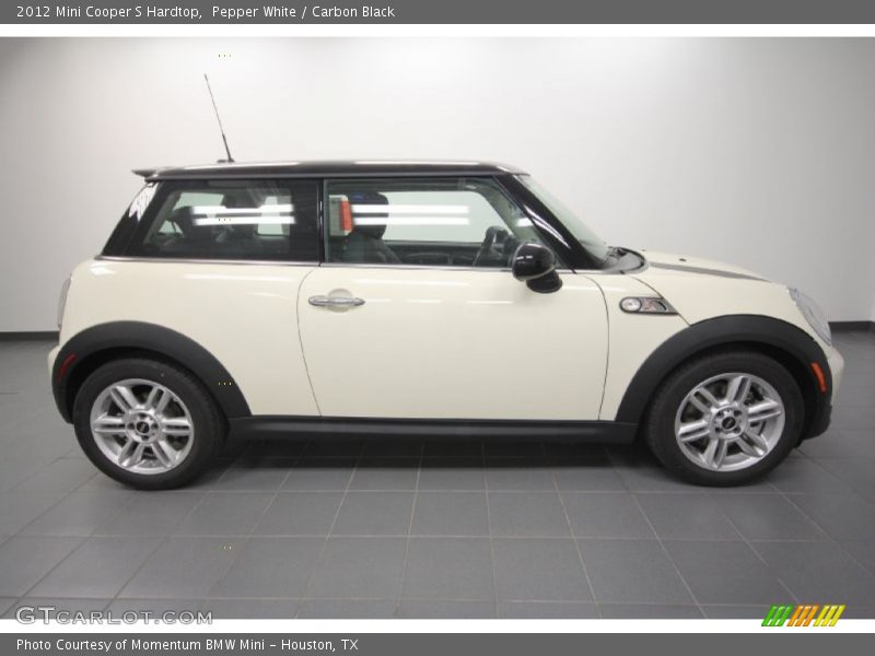 Pepper White / Carbon Black 2012 Mini Cooper S Hardtop
