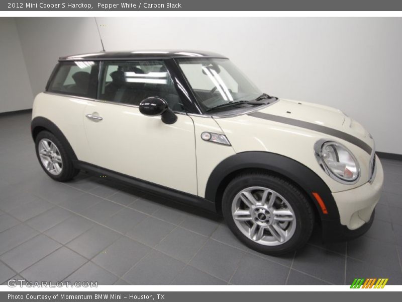 Pepper White / Carbon Black 2012 Mini Cooper S Hardtop