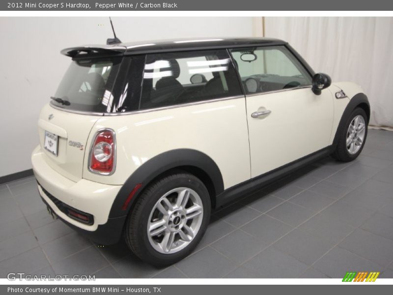 Pepper White / Carbon Black 2012 Mini Cooper S Hardtop