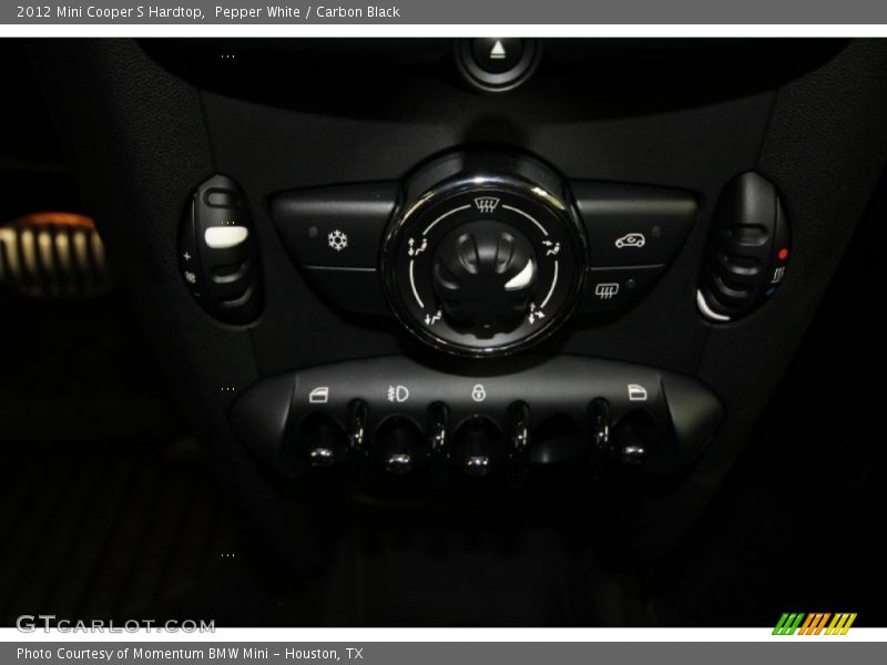 Pepper White / Carbon Black 2012 Mini Cooper S Hardtop
