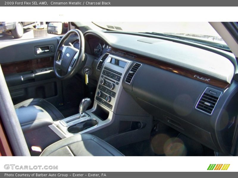 Cinnamon Metallic / Charcoal Black 2009 Ford Flex SEL AWD