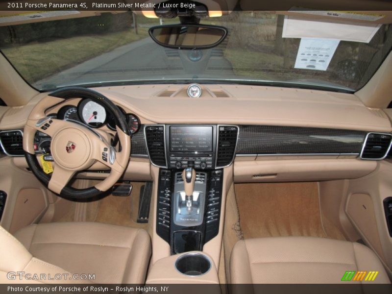 Dashboard of 2011 Panamera 4S
