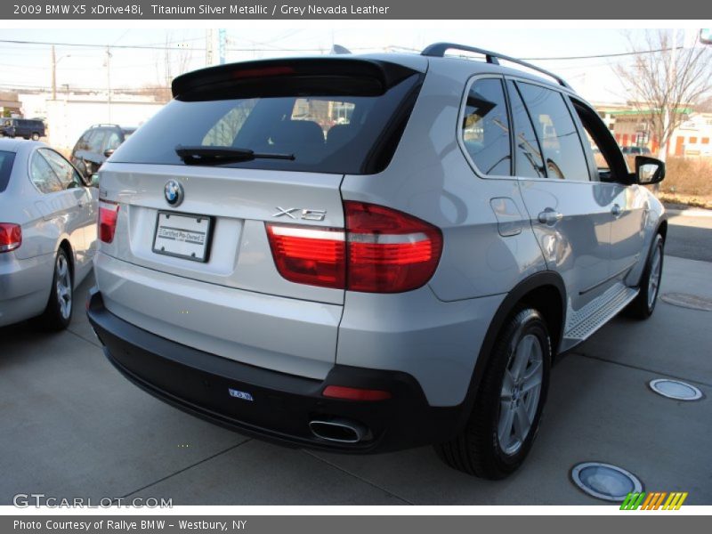 Titanium Silver Metallic / Grey Nevada Leather 2009 BMW X5 xDrive48i