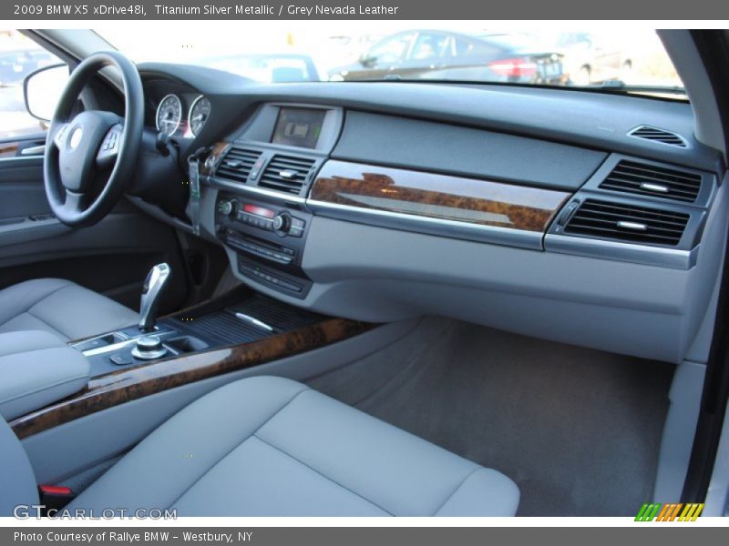 Titanium Silver Metallic / Grey Nevada Leather 2009 BMW X5 xDrive48i
