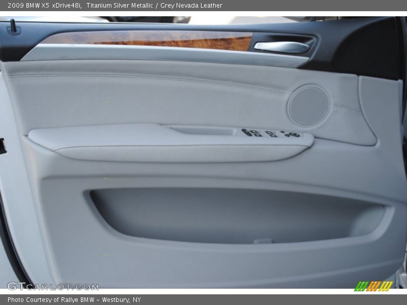 Titanium Silver Metallic / Grey Nevada Leather 2009 BMW X5 xDrive48i