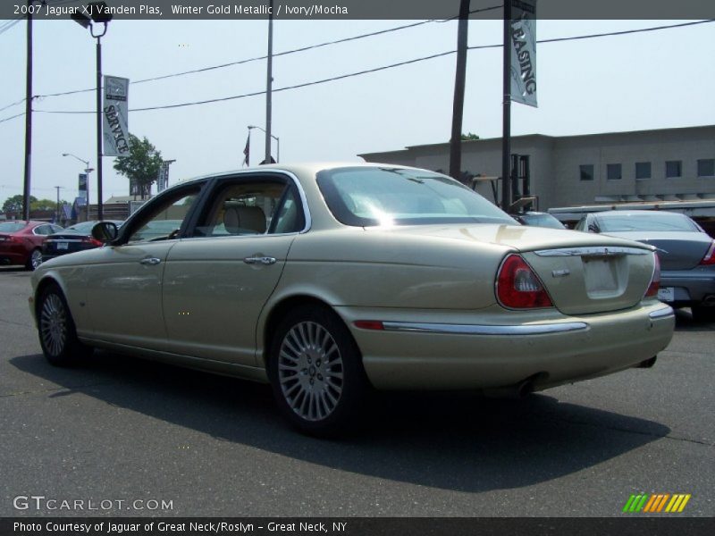 Winter Gold Metallic / Ivory/Mocha 2007 Jaguar XJ Vanden Plas