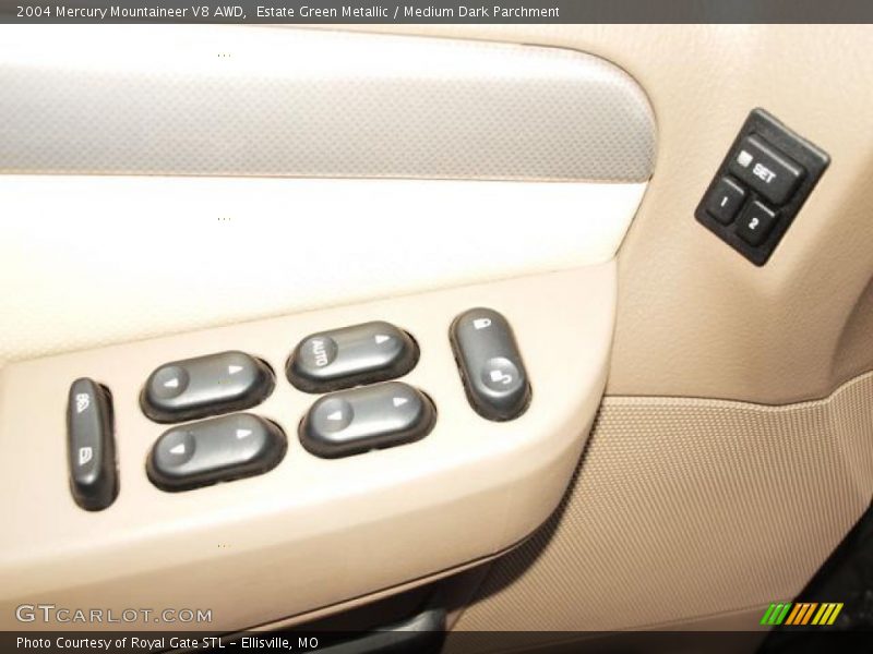 Estate Green Metallic / Medium Dark Parchment 2004 Mercury Mountaineer V8 AWD
