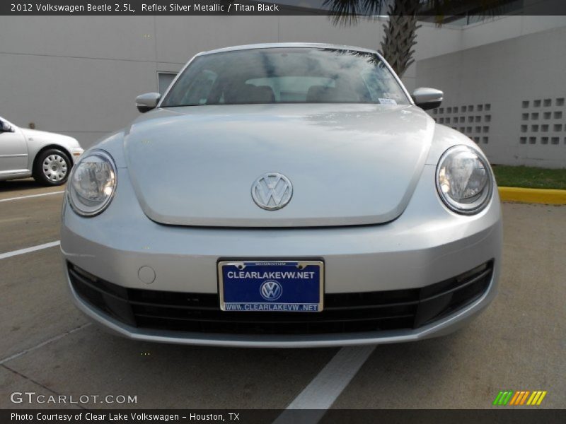 Reflex Silver Metallic / Titan Black 2012 Volkswagen Beetle 2.5L