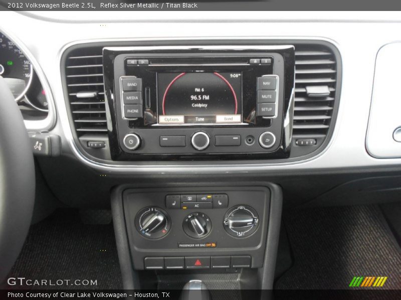 Reflex Silver Metallic / Titan Black 2012 Volkswagen Beetle 2.5L