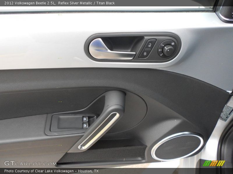 Reflex Silver Metallic / Titan Black 2012 Volkswagen Beetle 2.5L