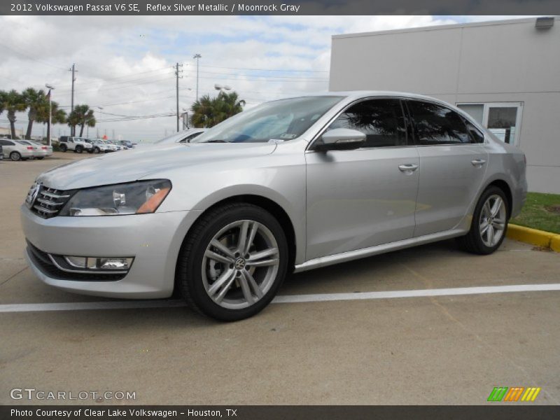 Reflex Silver Metallic / Moonrock Gray 2012 Volkswagen Passat V6 SE