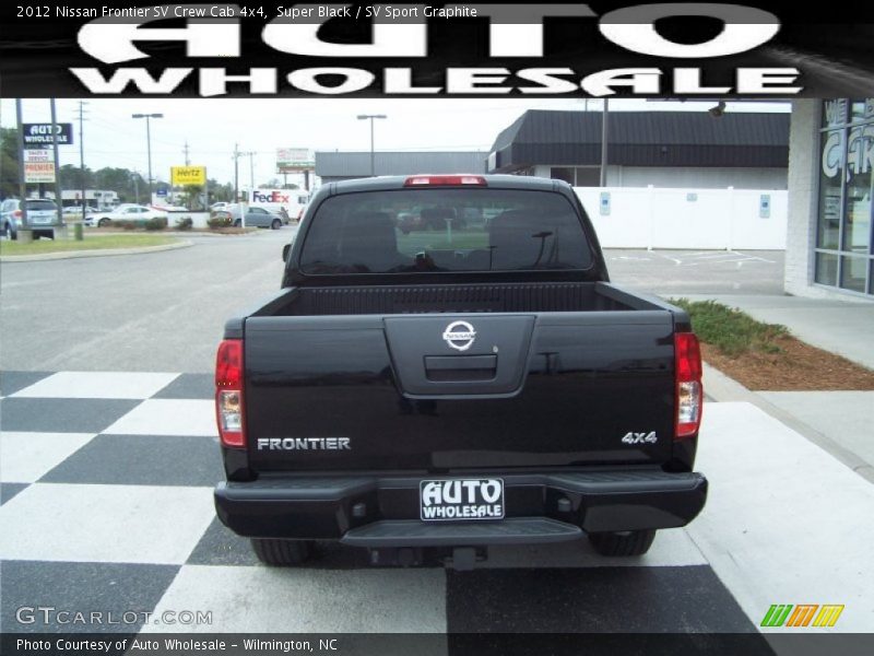 Super Black / SV Sport Graphite 2012 Nissan Frontier SV Crew Cab 4x4