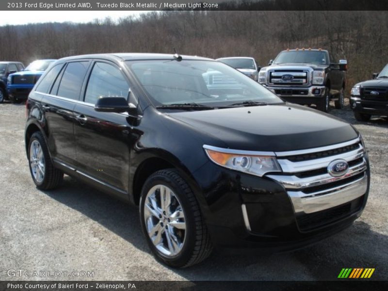 Front 3/4 View of 2013 Edge Limited AWD