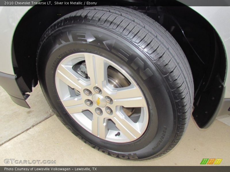 Silver Ice Metallic / Ebony 2010 Chevrolet Traverse LT
