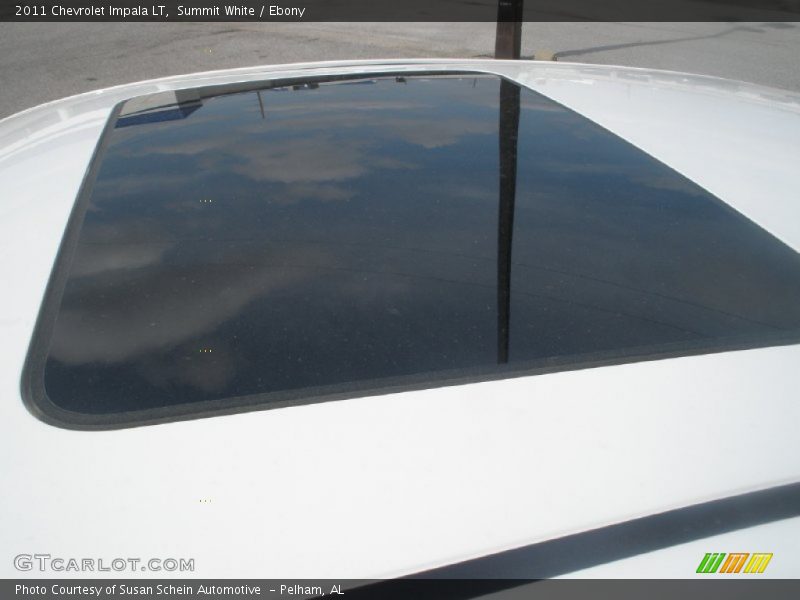 Summit White / Ebony 2011 Chevrolet Impala LT