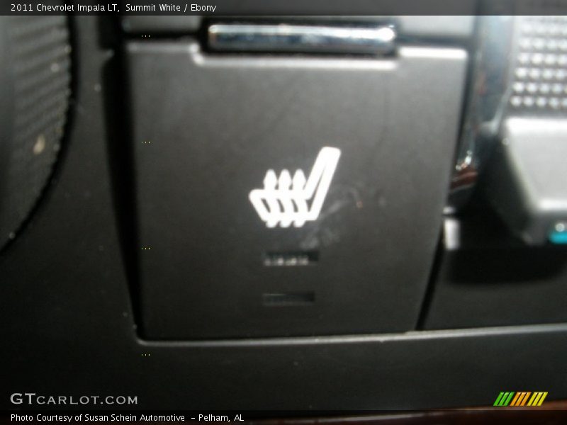 Summit White / Ebony 2011 Chevrolet Impala LT