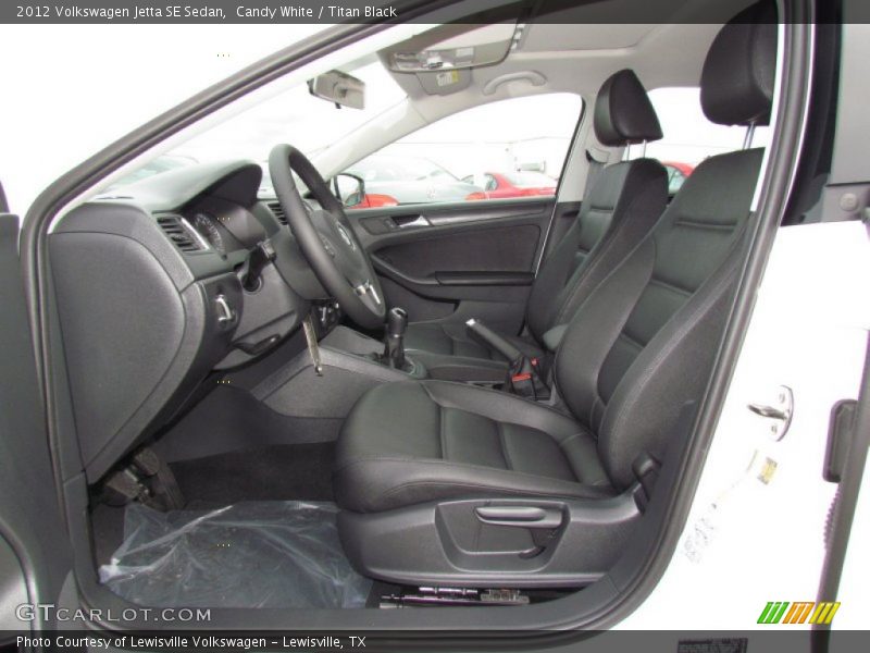 Candy White / Titan Black 2012 Volkswagen Jetta SE Sedan