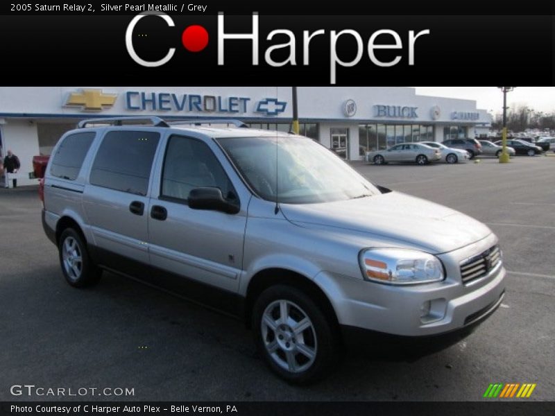 Silver Pearl Metallic / Grey 2005 Saturn Relay 2