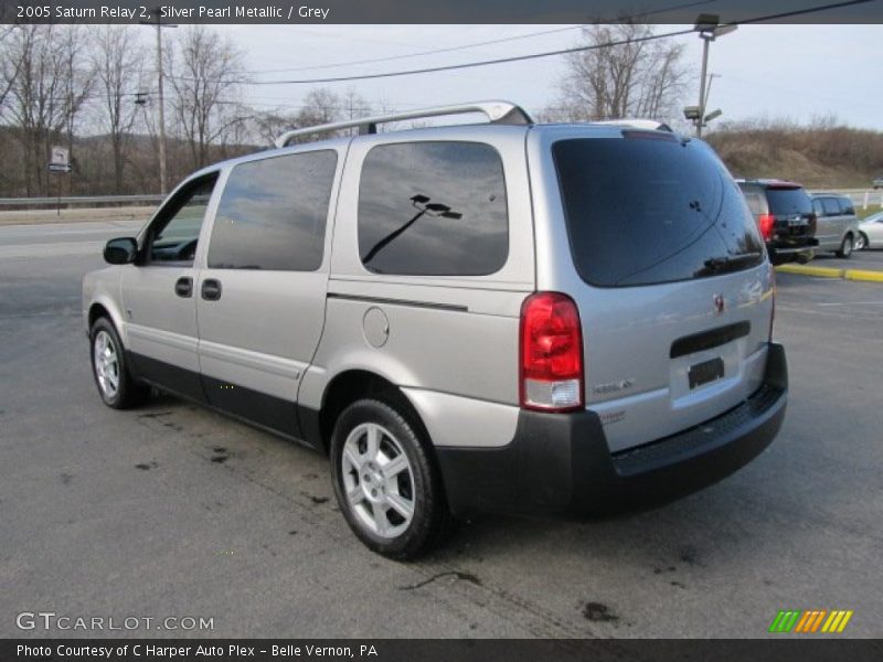 Silver Pearl Metallic / Grey 2005 Saturn Relay 2