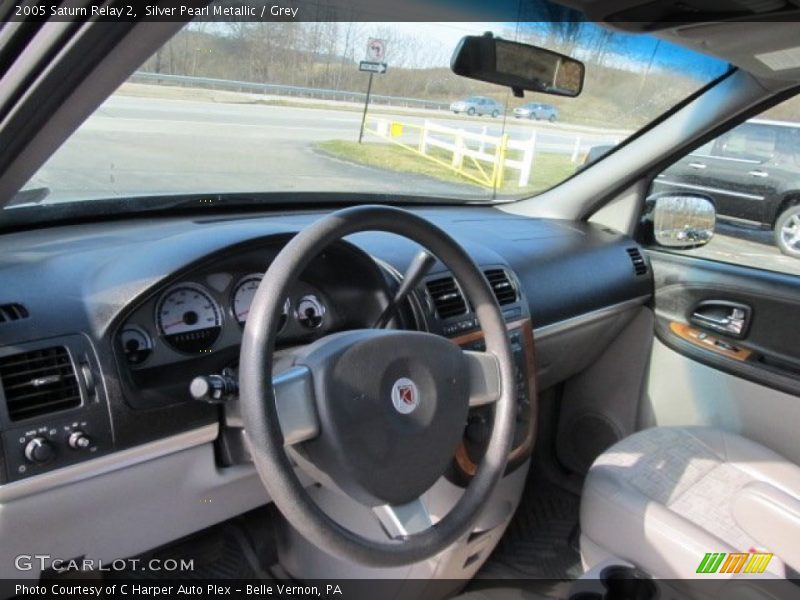 Silver Pearl Metallic / Grey 2005 Saturn Relay 2
