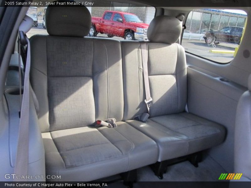 Silver Pearl Metallic / Grey 2005 Saturn Relay 2