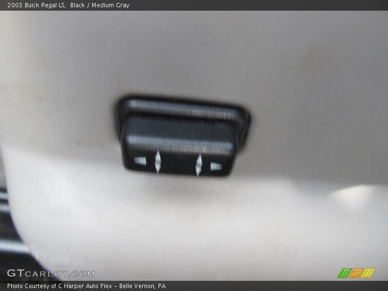 Black / Medium Gray 2003 Buick Regal LS