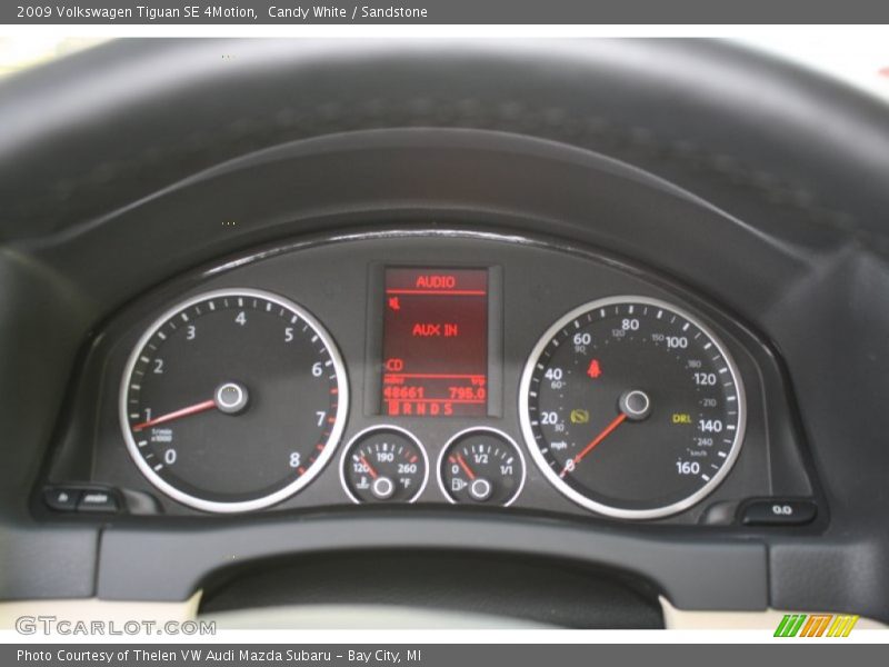 Candy White / Sandstone 2009 Volkswagen Tiguan SE 4Motion