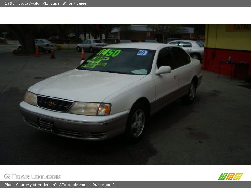 Super White / Beige 1998 Toyota Avalon XL