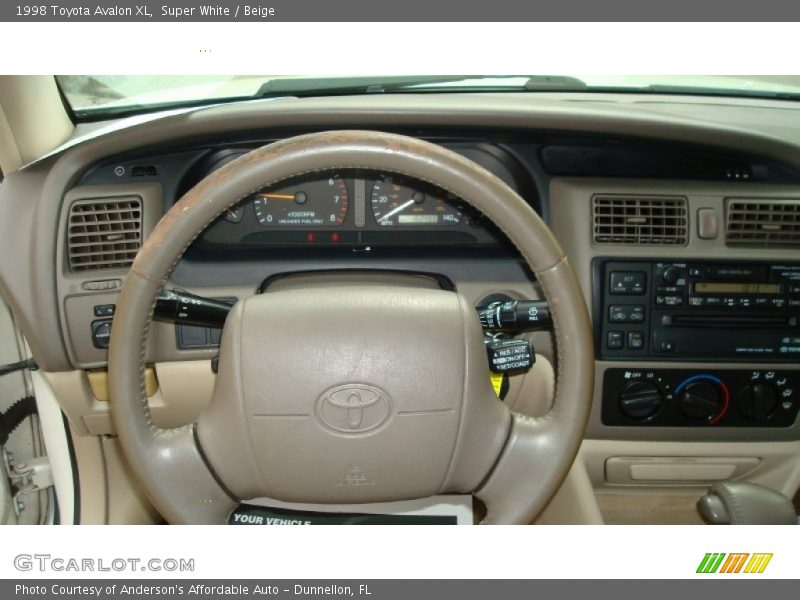 Super White / Beige 1998 Toyota Avalon XL