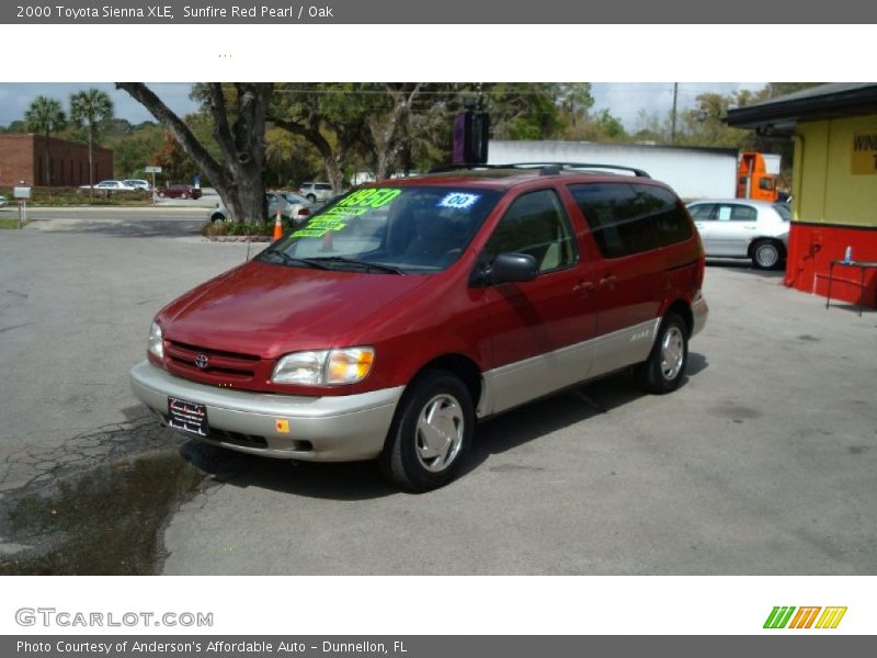 Sunfire Red Pearl / Oak 2000 Toyota Sienna XLE