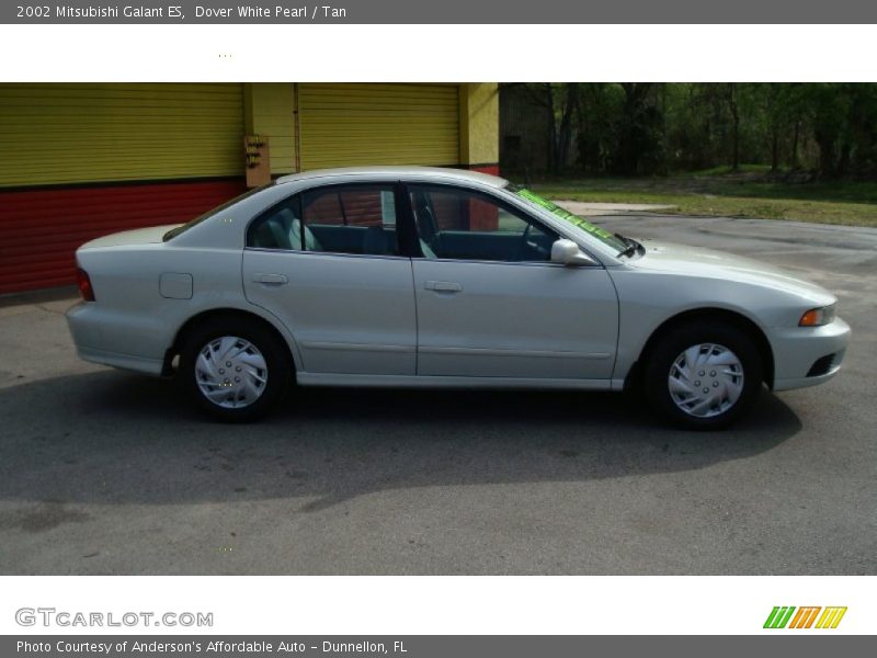 Dover White Pearl / Tan 2002 Mitsubishi Galant ES