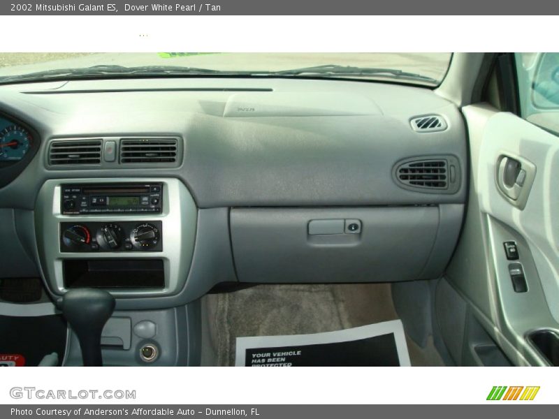 Dover White Pearl / Tan 2002 Mitsubishi Galant ES