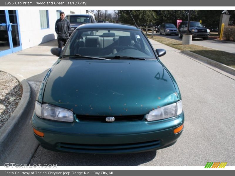 Woodland Green Pearl / Gray 1996 Geo Prizm