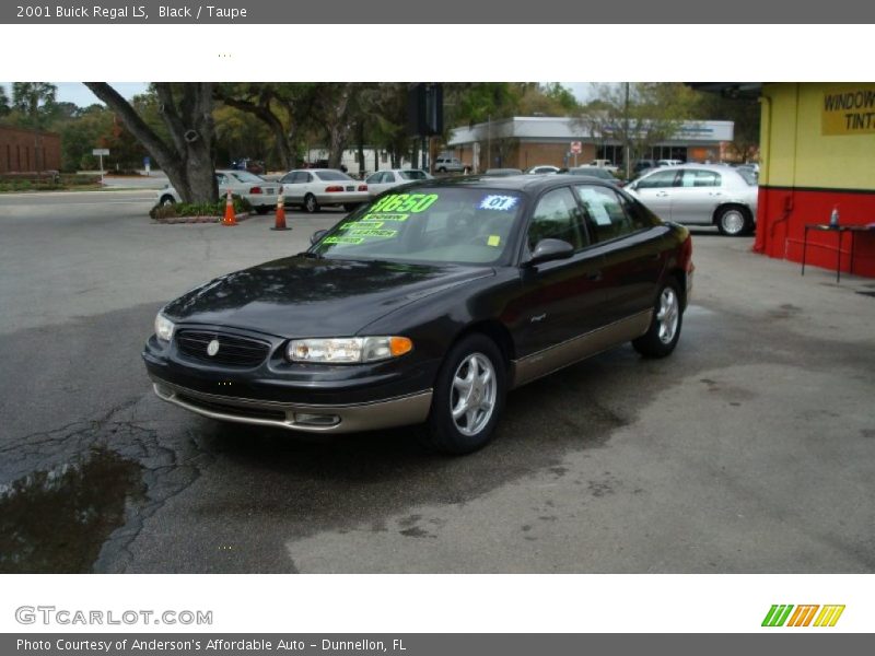 Black / Taupe 2001 Buick Regal LS