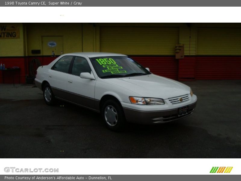 Super White / Gray 1998 Toyota Camry CE