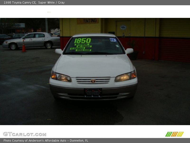 Super White / Gray 1998 Toyota Camry CE