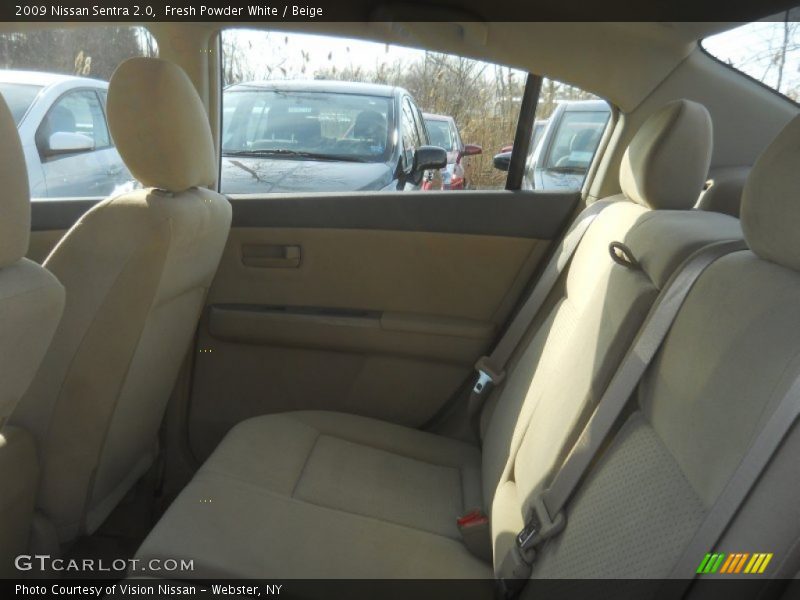 Fresh Powder White / Beige 2009 Nissan Sentra 2.0