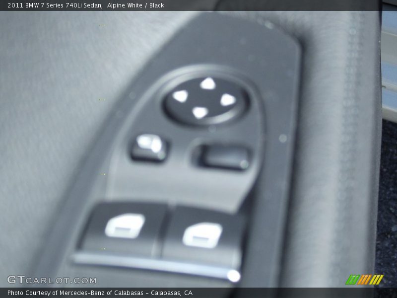 Alpine White / Black 2011 BMW 7 Series 740Li Sedan