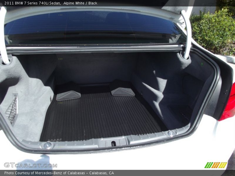 Alpine White / Black 2011 BMW 7 Series 740Li Sedan