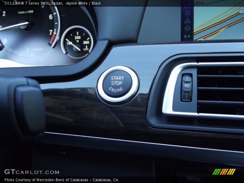 Alpine White / Black 2011 BMW 7 Series 740Li Sedan
