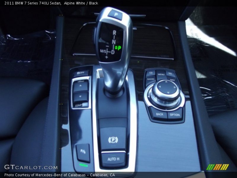 Alpine White / Black 2011 BMW 7 Series 740Li Sedan